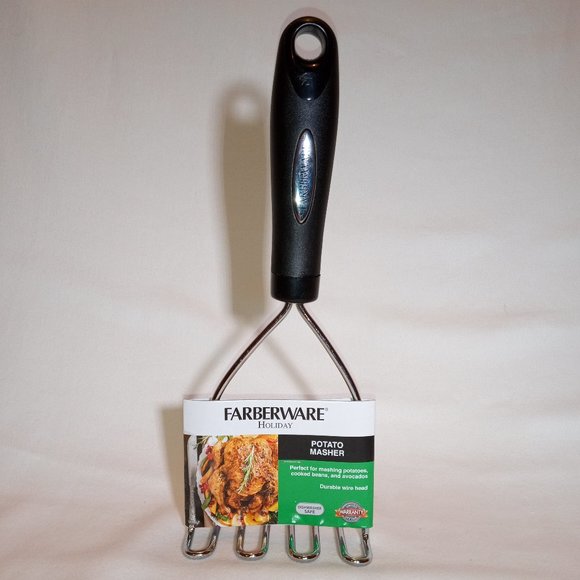 New Farberware Holiday Potatoe Masher - Picture 1 of 5